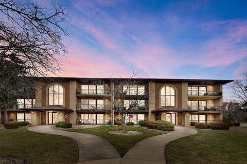 15114 Evergreen Dr #2B, Orland Park, IL 60462