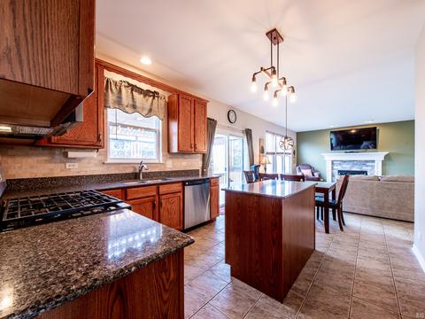 16640 Cagwin Dr, Lockport, IL 60441 photo 7