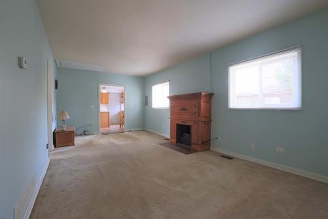 4902 Parkview Dr, Mchenry, IL 60050 photo 9