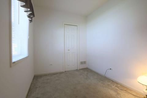 4902 Parkview Dr, Mchenry, IL 60050 photo 8