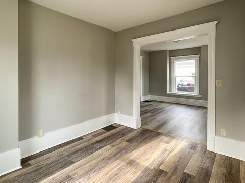 710 E Jackson St, Belvidere, IL 61008 photo 8