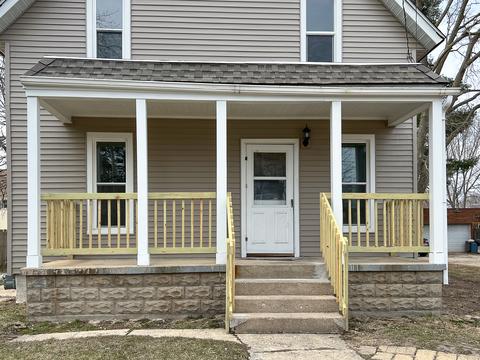 710 E Jackson St, Belvidere, IL 61008 photo 4