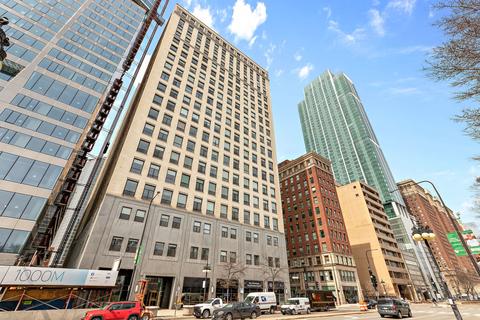910 S Michigan Ave #1904, Chicago, IL 60605