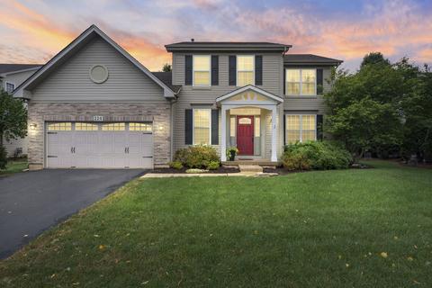 224 E Park Ave, Sugar Grove, IL 60554