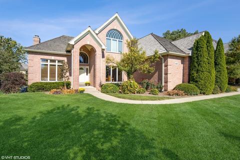 28987 N Sky Crest Dr, Mundelein, IL 60060