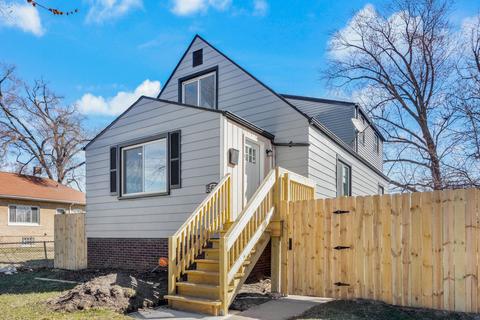663 Hirsch Ave, Calumet City, IL 60409