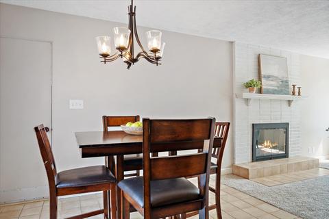 702 Maple Pl, Normal, IL 61761 photo 8