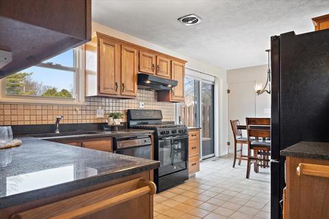 702 Maple Pl, Normal, IL 61761 photo 5