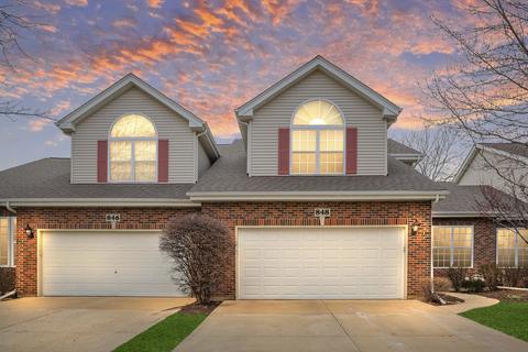 848 Pheasant Trl, Saint Charles, IL 60174