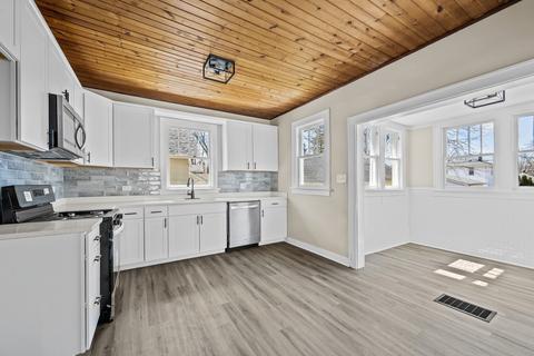 1020 Morton Ave, Elgin, IL 60120 photo 23