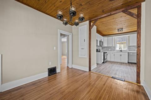 1020 Morton Ave, Elgin, IL 60120 photo 9
