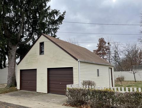1364 W River St, Kankakee, IL 60901 photo 2