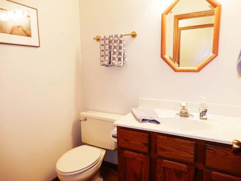357 Hillhurst Dr, Cary, IL 60013 photo 7
