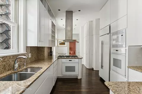 200 E Pearson St #6W, Chicago, IL 60611 photo 14