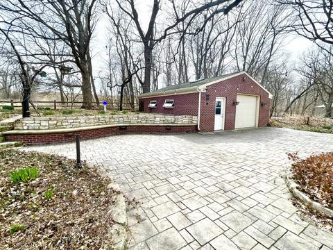 2583 E 259th Rd, Peru, IL 61354 photo 4