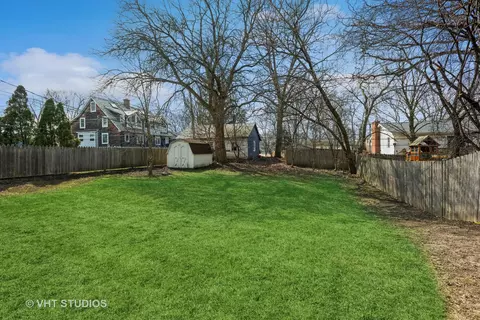 114 S Williston St, Wheaton, IL 60187 photo 3