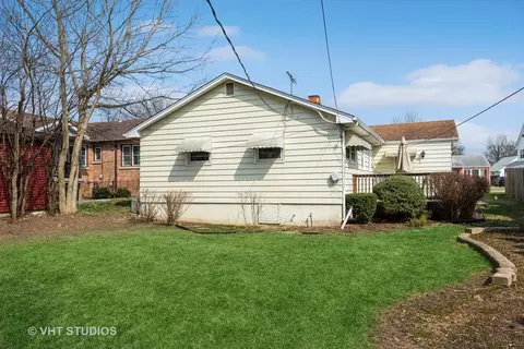 114 S Williston St, Wheaton, IL 60187 photo 2