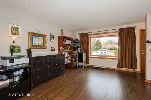 114 S Williston St, Wheaton, IL 60187 photo 5