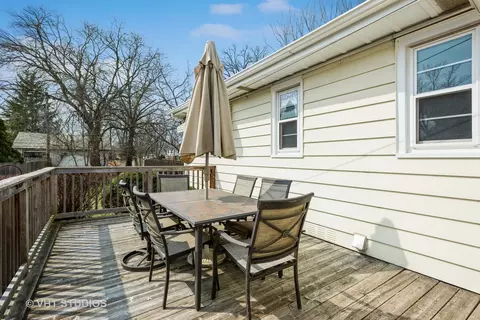 114 S Williston St, Wheaton, IL 60187 photo 4