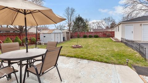 279 Plainview Dr, Bolingbrook, IL 60440 photo 17