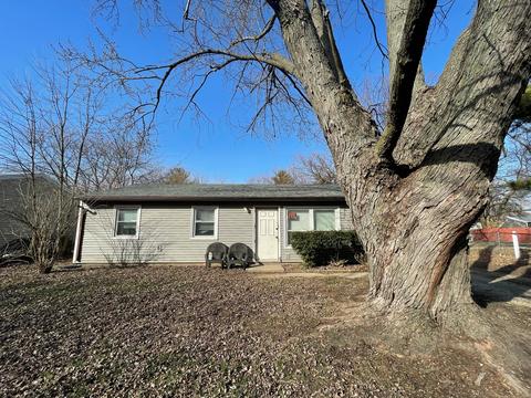 1602 Queens Way, Champaign, IL 61821 photo 1
