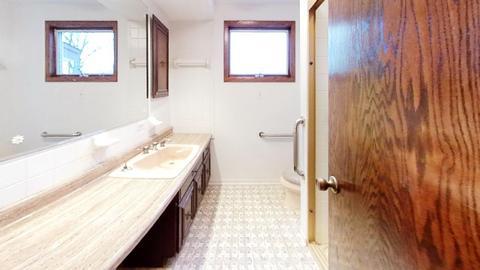 9300 E Prairie Rd, Evanston, IL 60203 photo 30