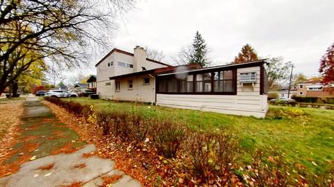 9300 E Prairie Rd, Evanston, IL 60203 photo 2