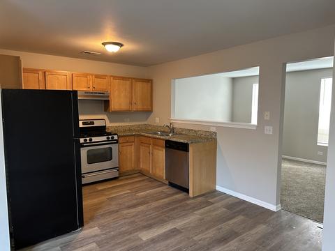 651 Serendipity Dr, Aurora, IL 60504 photo 3