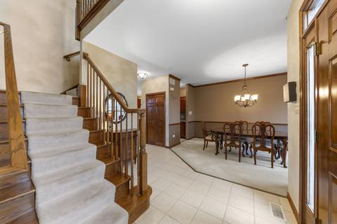 5320 Bundle Flower Ct, Naperville, IL 60564 photo 3