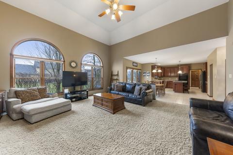 5320 Bundle Flower Ct, Naperville, IL 60564 photo 7