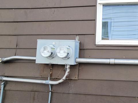 316 Spring St, Aurora, IL 60505 photo 3
