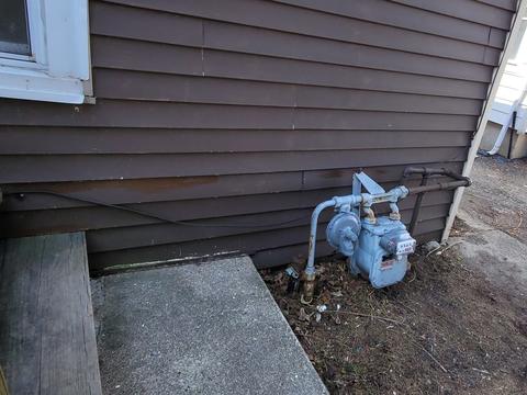 316 Spring St, Aurora, IL 60505 photo 4