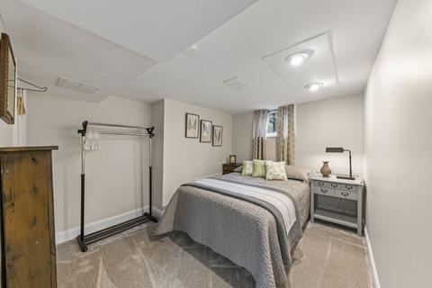 909 Webster Ave, Wheaton, IL 60187 photo 25