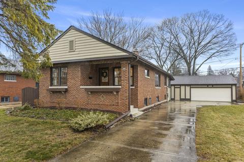 909 Webster Ave, Wheaton, IL 60187 photo 1