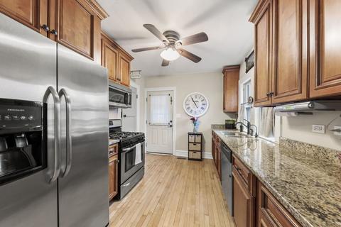 909 Webster Ave, Wheaton, IL 60187 photo 8