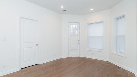 6206 S Champlain Ave, Chicago, IL 60637 photo 3