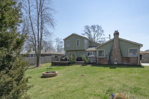 70 Bradley Ln, Hoffman Estates, IL 60169 photo 24