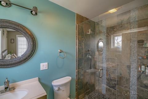 70 Bradley Ln, Hoffman Estates, IL 60169 photo 18