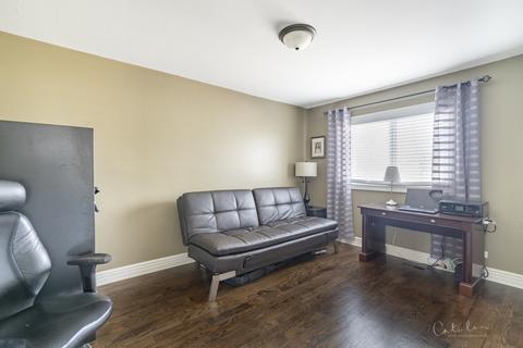 70 Bradley Ln, Hoffman Estates, IL 60169 photo 15