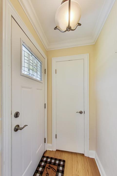 116 Harlem Ave, Glenview, IL 60025 photo 4