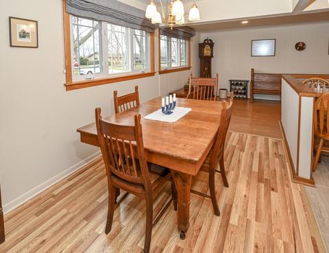 145 Westview St, Hoffman Estates, IL 60169 photo 7