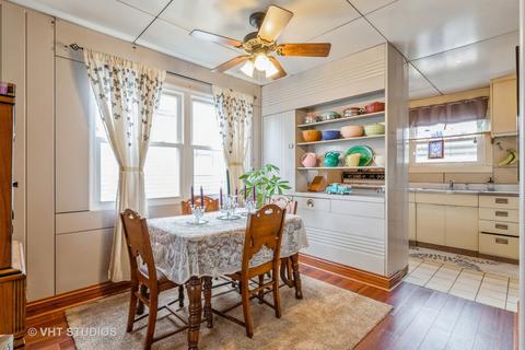 1014 Webster Ln, Des Plaines, IL 60016 photo 4