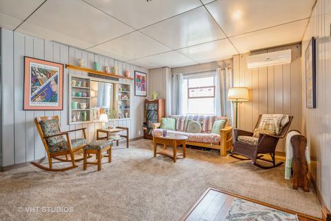 1014 Webster Ln, Des Plaines, IL 60016 photo 2