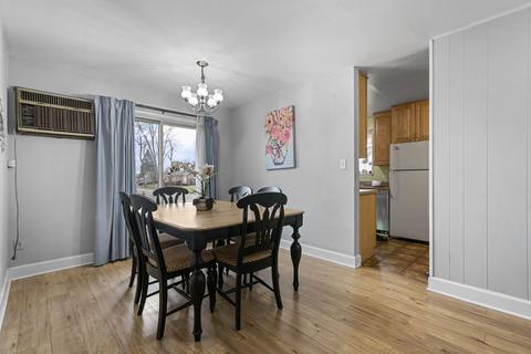 320 E Jeffrey Ave, Wheeling, IL 60090 photo 4
