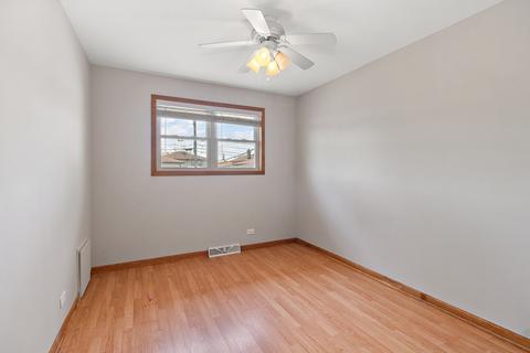 4435 Adele Ln, Oak Forest, IL 60452 photo 11