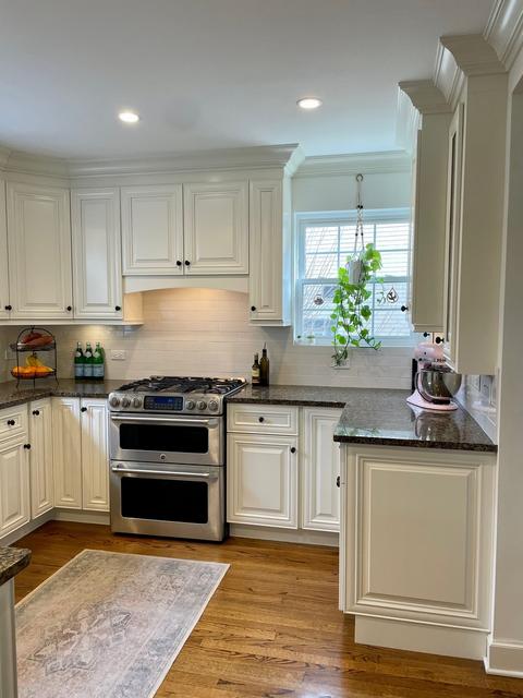 636 Selborne Rd, Riverside, IL 60546 photo 8