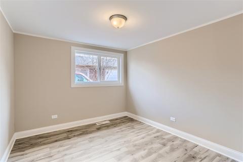3240 Nelson Ave, Robbins, IL 60472 photo 8