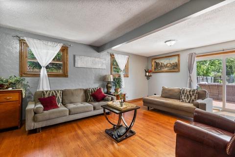 329 E Turner Ave, Roselle, IL 60172 photo 10