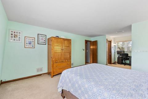329 E Turner Ave, Roselle, IL 60172 photo 14