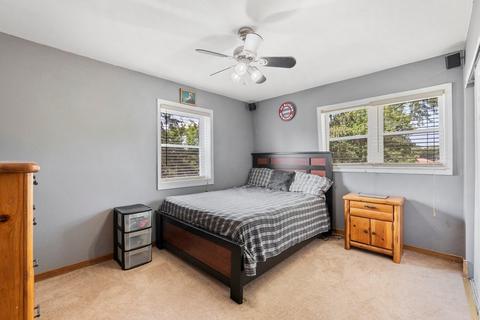 329 E Turner Ave, Roselle, IL 60172 photo 16